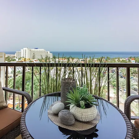1bdr El Dorado Ocean View Americas شقة
